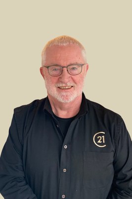 Portrait of David Yetman, REALTOR®  Broker-Owner